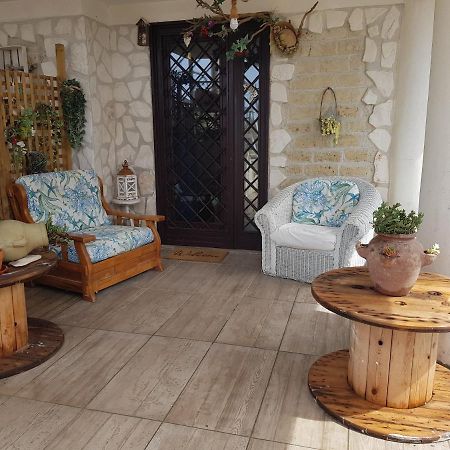Mari En Bed & Breakfast Castel Volturno Luaran gambar