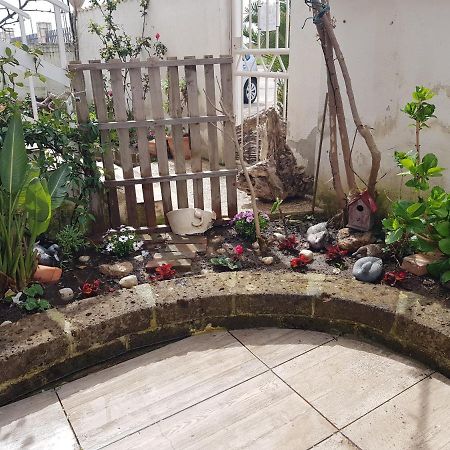 Mari En Bed & Breakfast Castel Volturno Luaran gambar