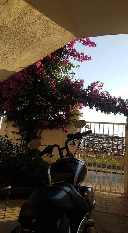 Mari En Bed & Breakfast Castel Volturno Luaran gambar